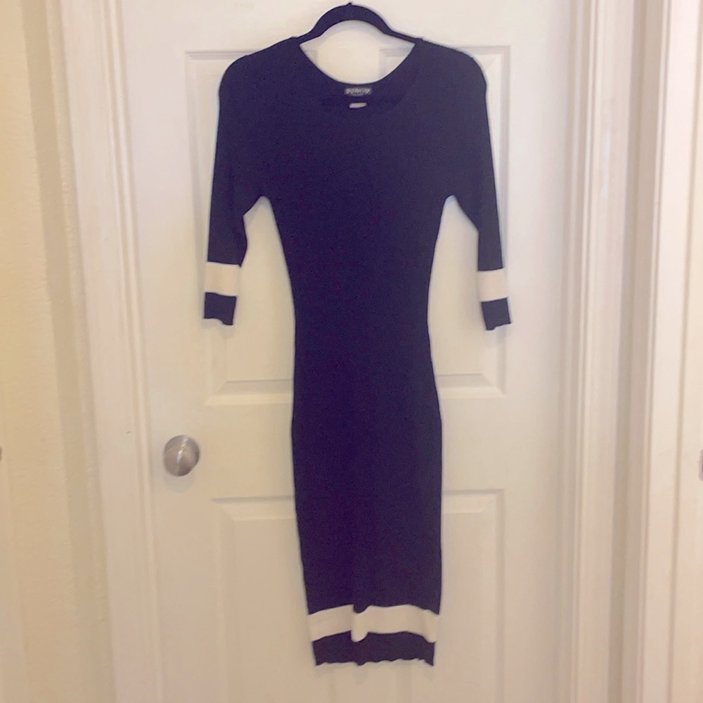 3/4 sleeve sweater dress